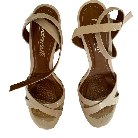 L’intervalle Off-White Strappy Block Heel Platform Sandals Size 9 Women - Picture 2 of 8